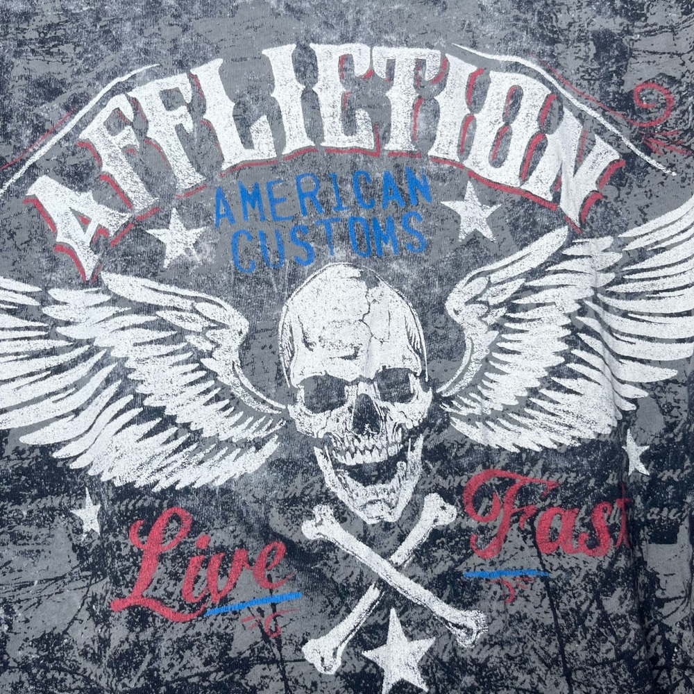 Buckle Affliction Black Gray Cutout V-Neck Graphic Tee - Picture 8 of 15